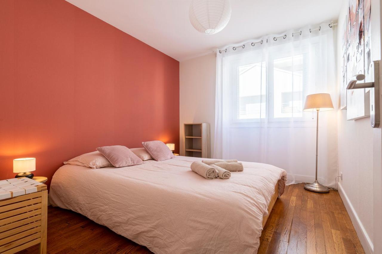 Le Rollin Cosy LOVELY - CONFORT- RELAX - CENTRE VILLE - PARKING FREE- 6 Voyageurs Dijon Exterior foto